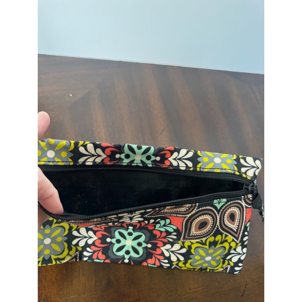 Vera Bradley Floral Quilted Cotton Zip Wallet Clutch Organizer - Picture 2 of 6